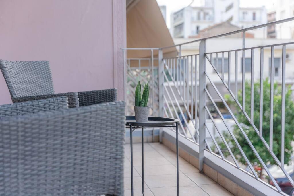 #S20 Chic 1 Bedroom Apartment In The Centre Of Vólos Extérieur photo
